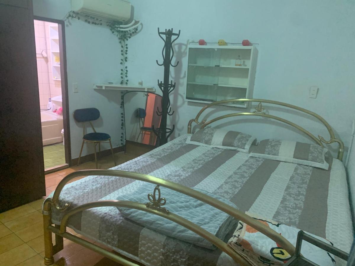 淡水老街歡樂便利民宿 Тамсуи Екстериор снимка